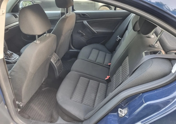 Skoda Octavia cena 23300 przebieg: 164000, rok produkcji 2012 z Stalowa Wola małe 106